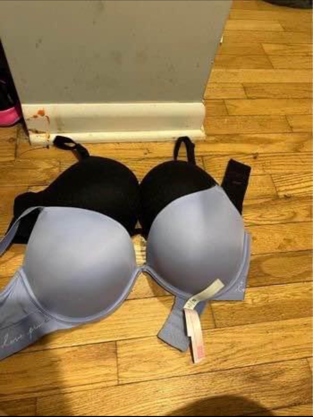 PINK Victoria's Secret Smooth Molded Bra - Black & Light Blue